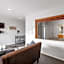 Lorenzo Motor Lodge
