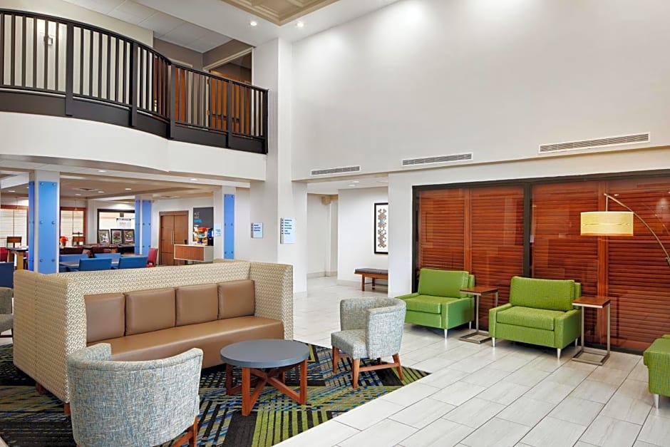 Holiday Inn Express & Suites Jacksonville South East - Medical Center Area