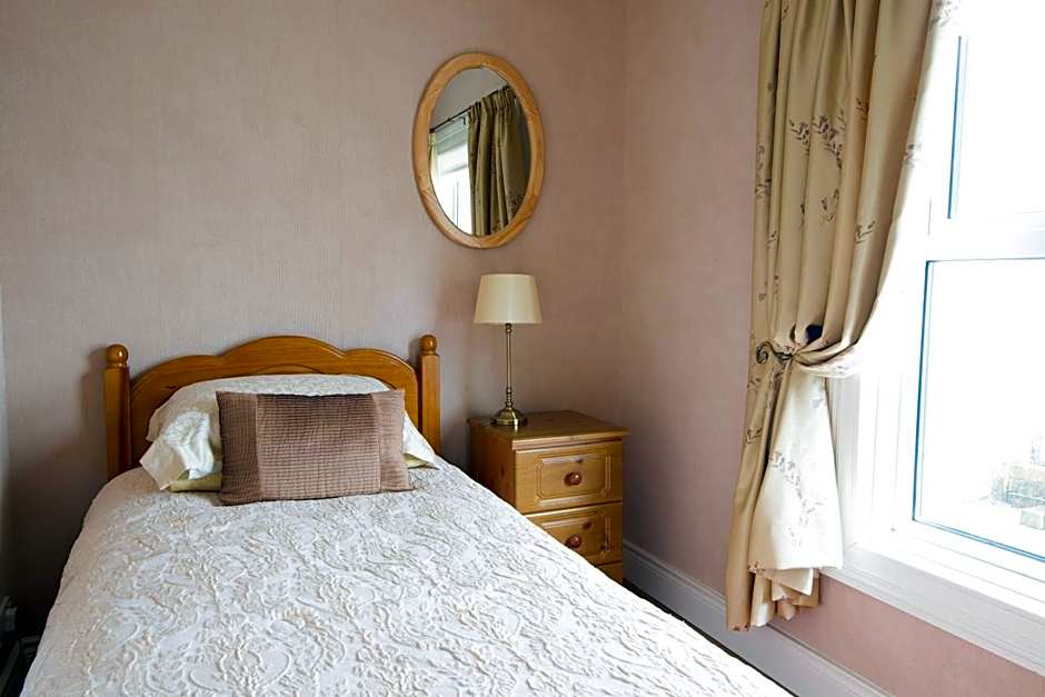 Cul-Erg House & Kitchen