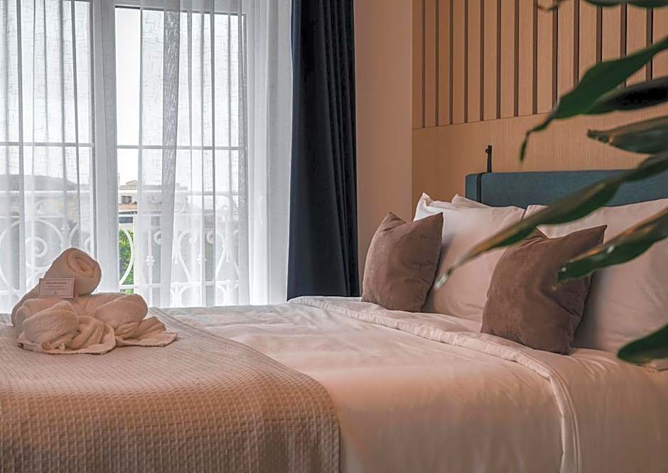 Townhouse17 Boutique Bed & Breakfast