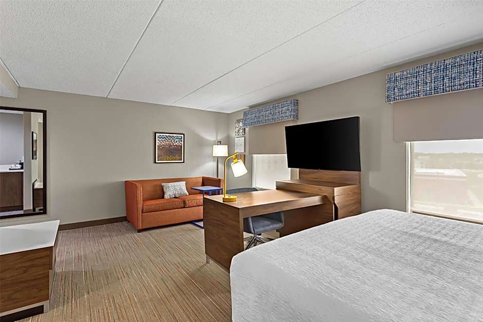 Hampton Inn By Hilton & Suites Bolingbrook, Il