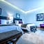 Square Small Luxury Hotel