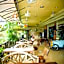 Myfriend Hotel