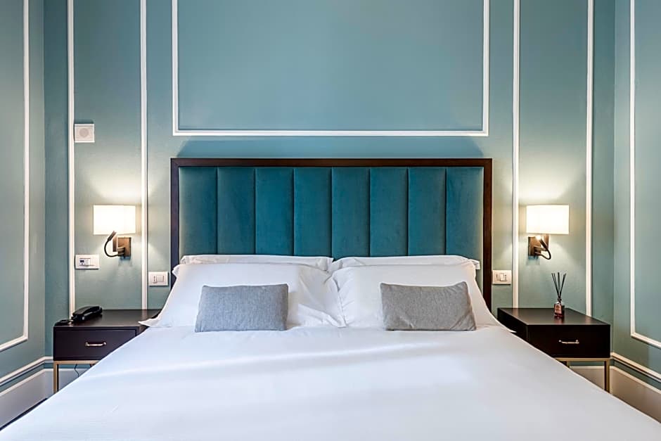 Glimpse Hotel
