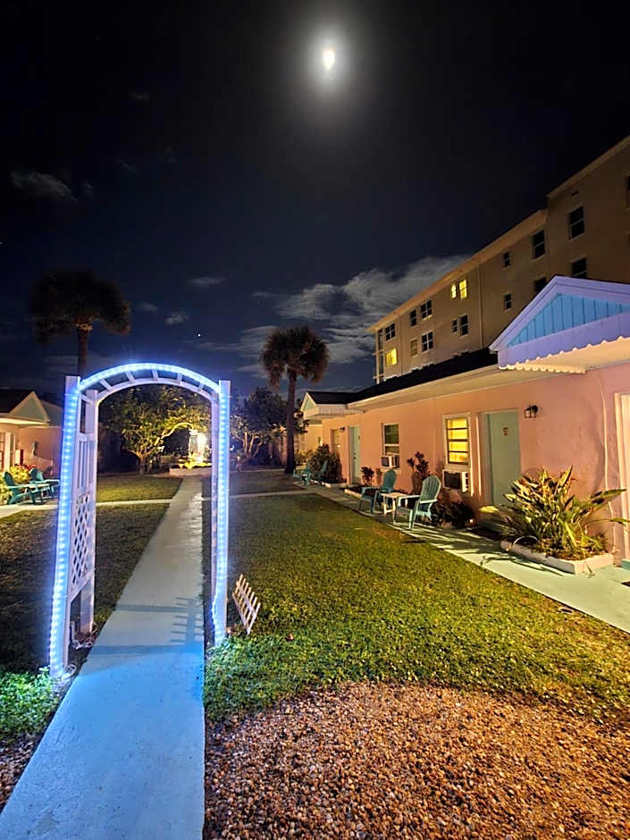 Oceanfront Sea Scape Motel