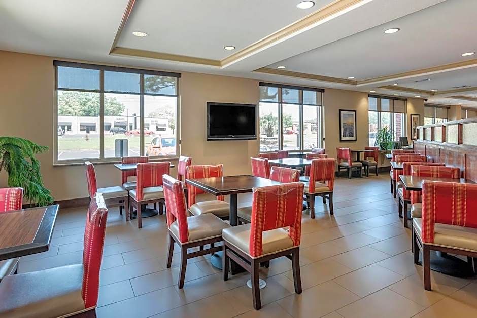 Comfort Suites Biloxi/Ocean Springs