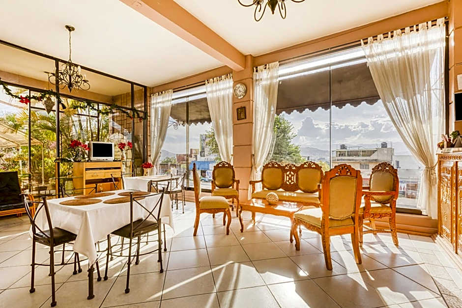 Capital O Colina Dorada