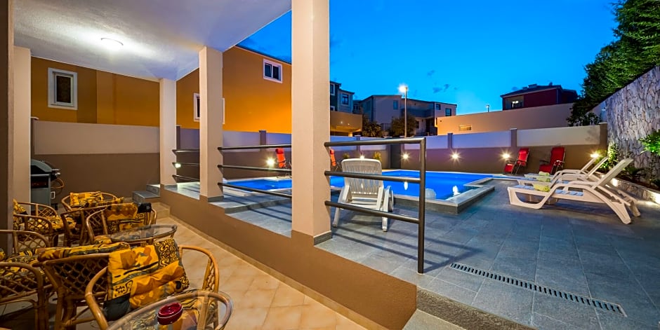 Apartments Villa Kolar