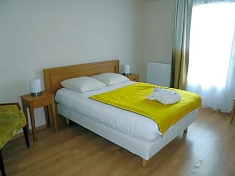 Standard Apartment (2 Adults)