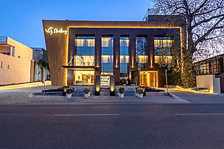 Sterling Borderland Amritsar