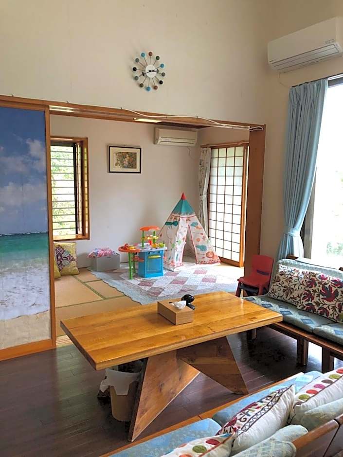 Beach House Yomitan
