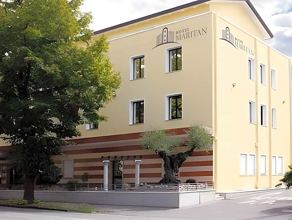 Hotel Maritan
