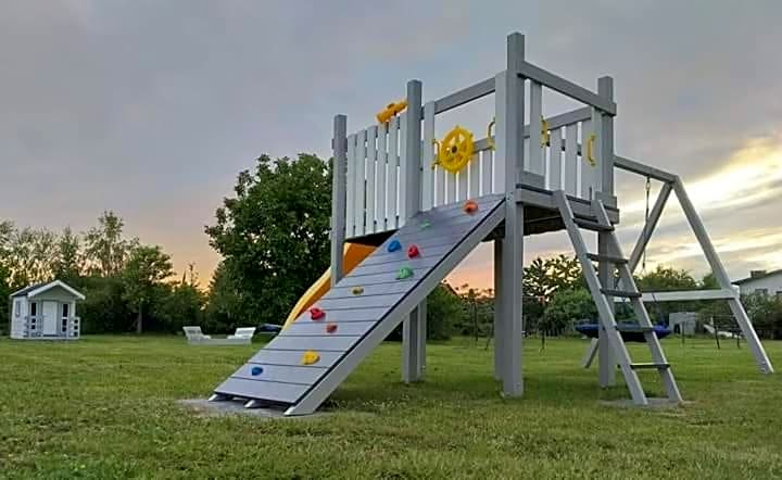 Domki Letniskowe Do-Iwi