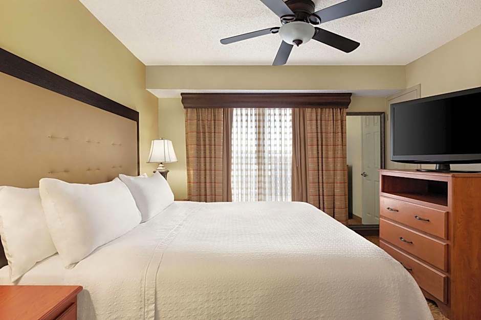 Homewood Suites By Hilton Dallas/Park Central Area