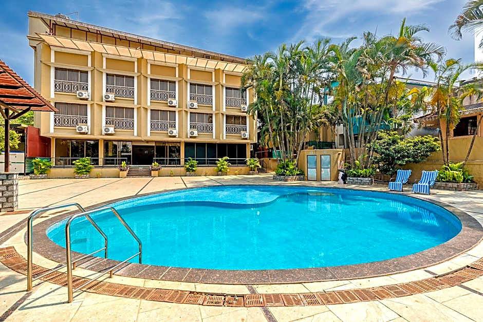 HOTEL SAPPHIRE By FAIR HOSPITALITY