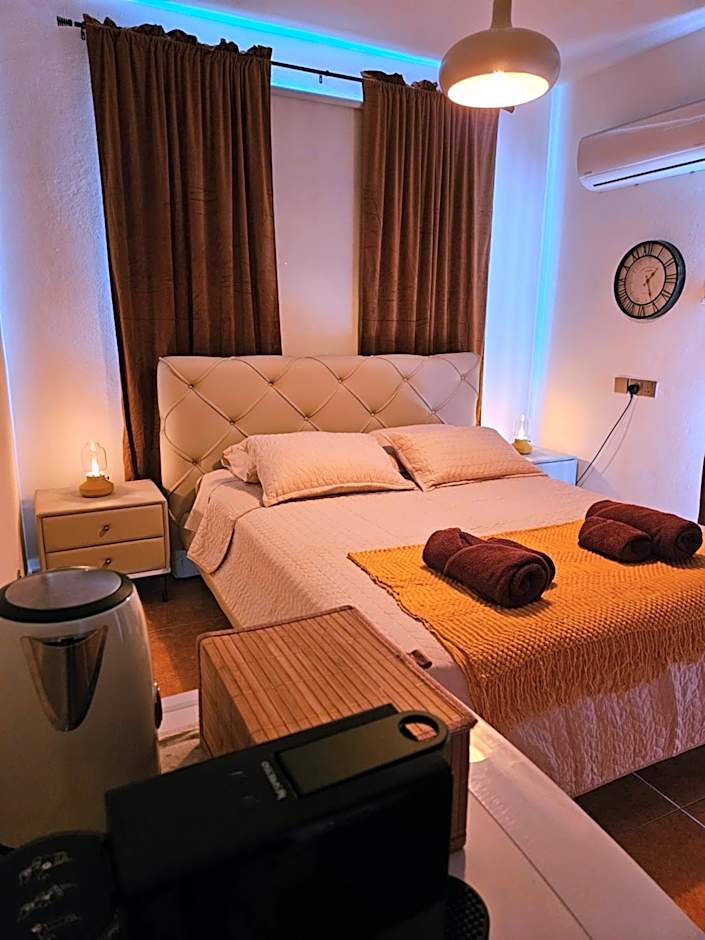 ROOMS by Emmelia Group