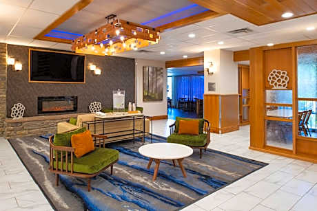 Fairfield Inn & Suites by Marriott Bakersfield Central