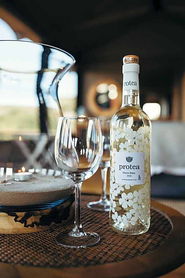 Bukela Game Lodge - Amakhala Game Reserve