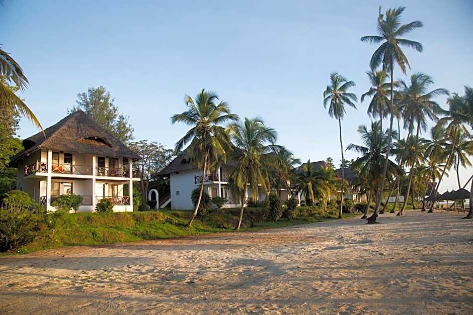 Antonio Beach Tree House Hotel & Spa