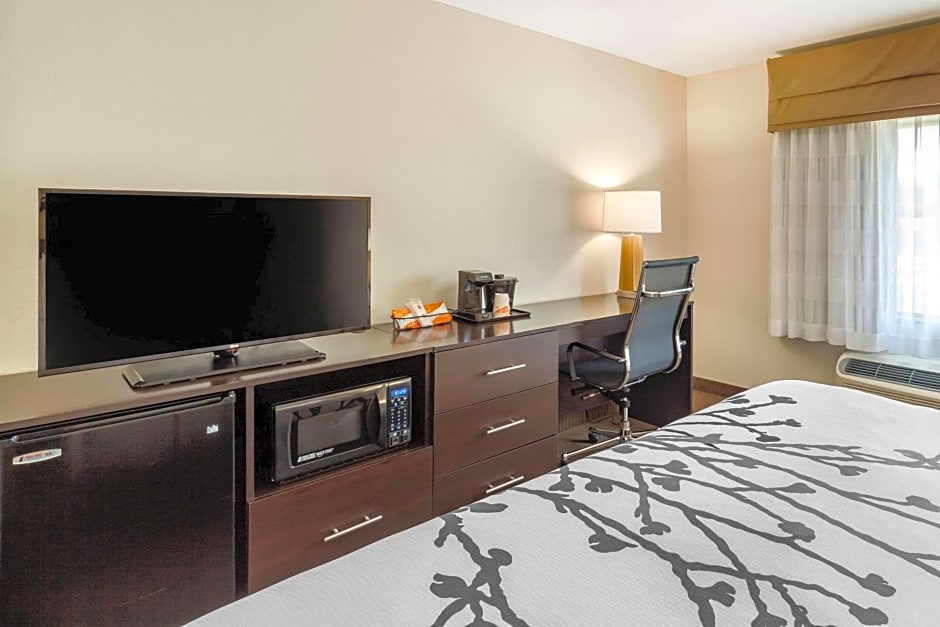 Sleep Inn & Suites Fargo Medical Center