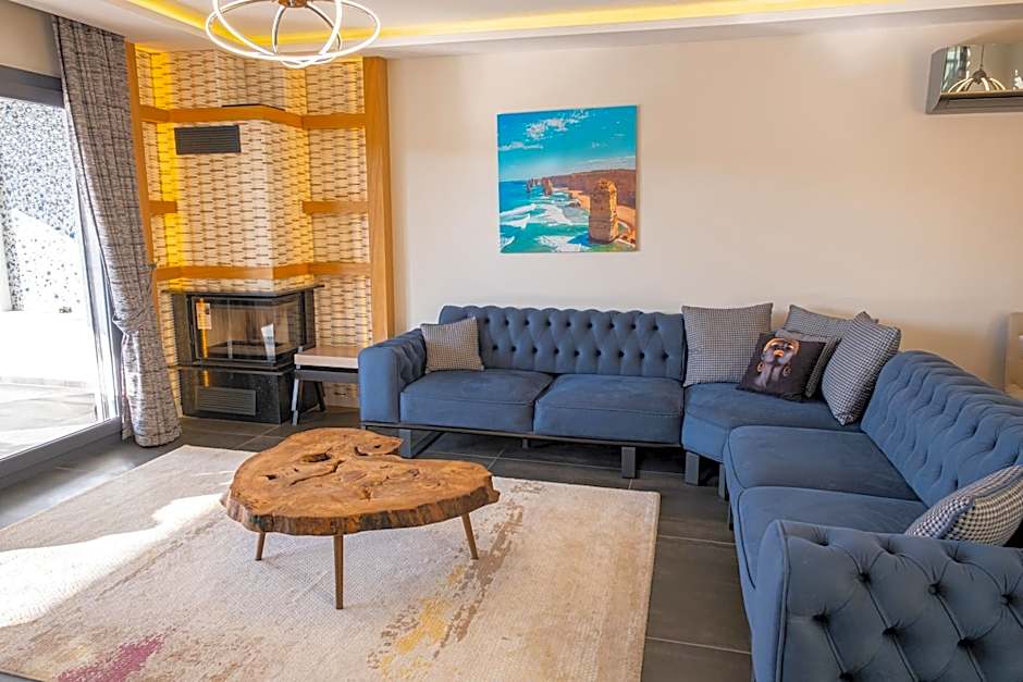Çeşme lüks huzurlu yeni villa