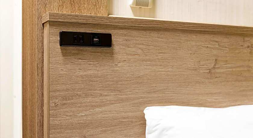 R&b Hotel Higashinihombashi