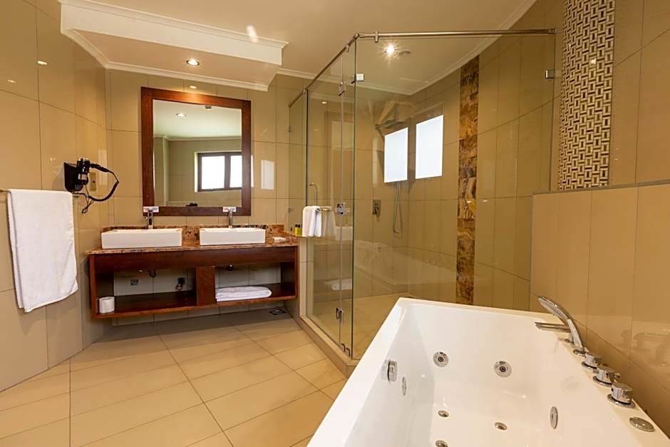 Hermosa Garden Hotel