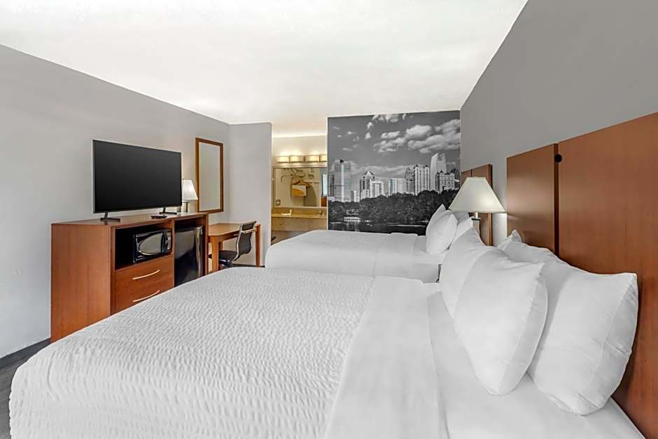 Clarion Pointe Morrow - Atlanta South