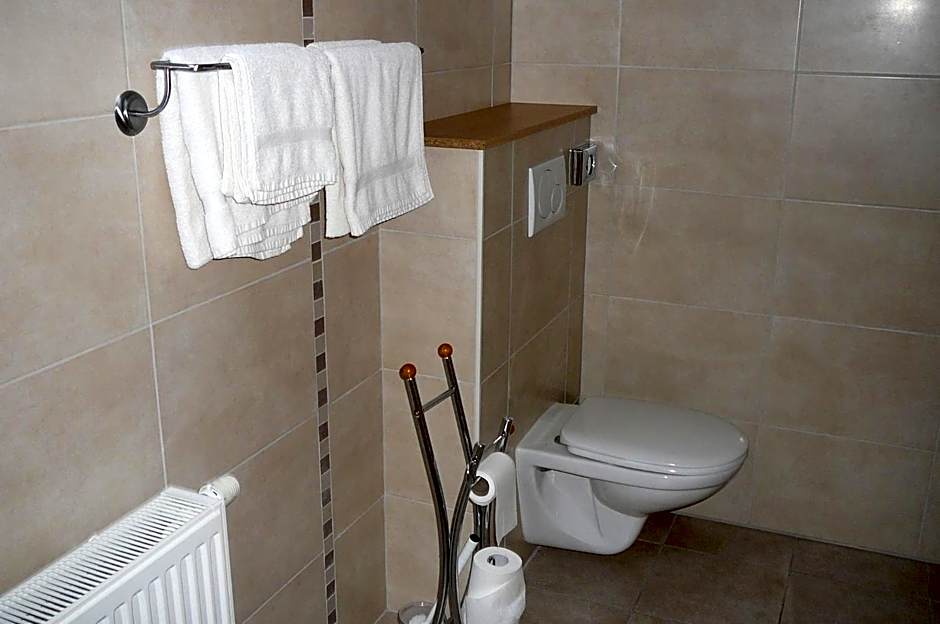 Le Bernister parking privé