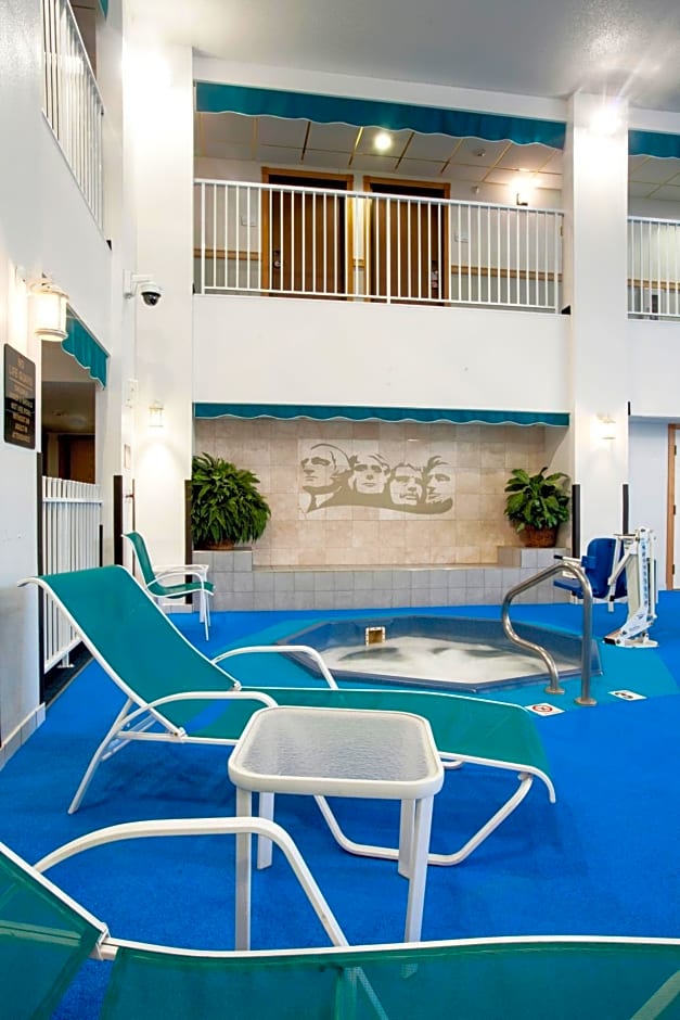 Ramada by Wyndham Keystone Near Mt Rushmore