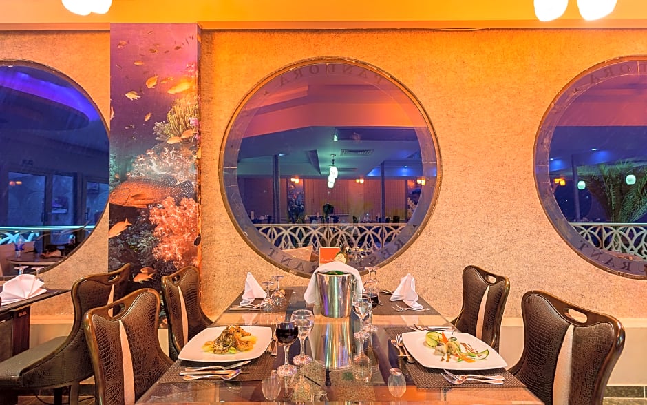 SUNRISE Le Jarden Resort