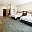 Holiday Inn Express & Suites Bridgeport