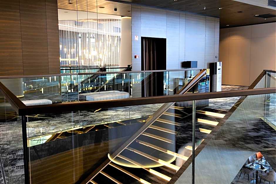 Grand Plaza Hotel & Congress Center