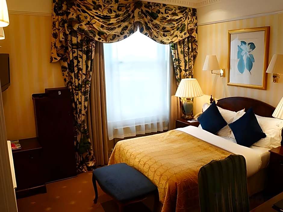 The Colonnade London