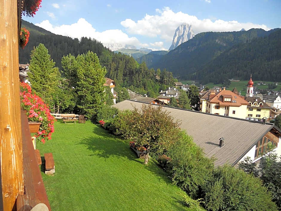 Garni Alba Bed & Breakfast