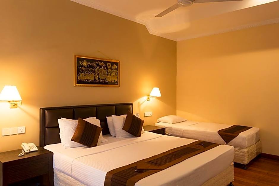 Devon Hotel