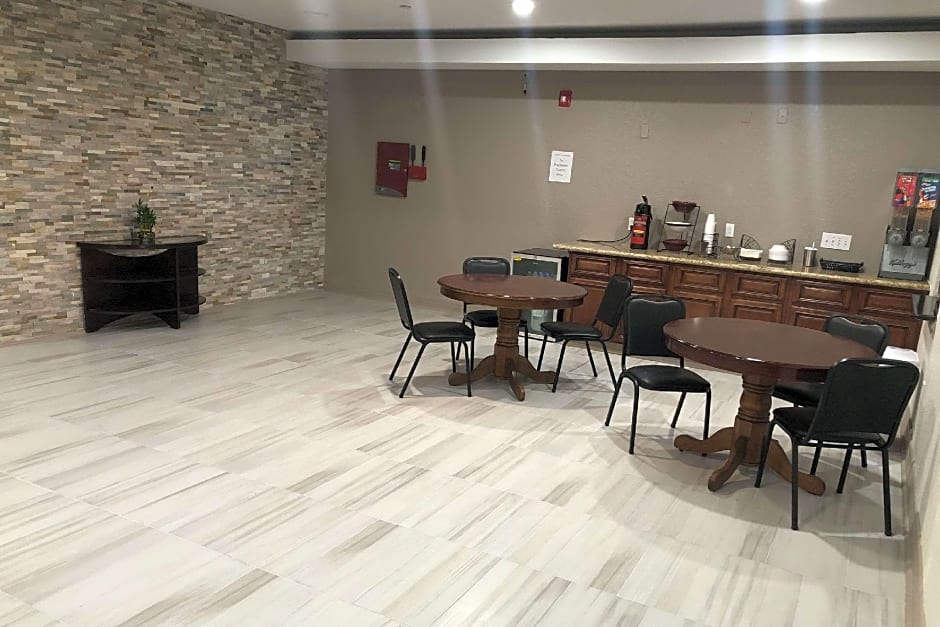 Suburban Studios Beaumont