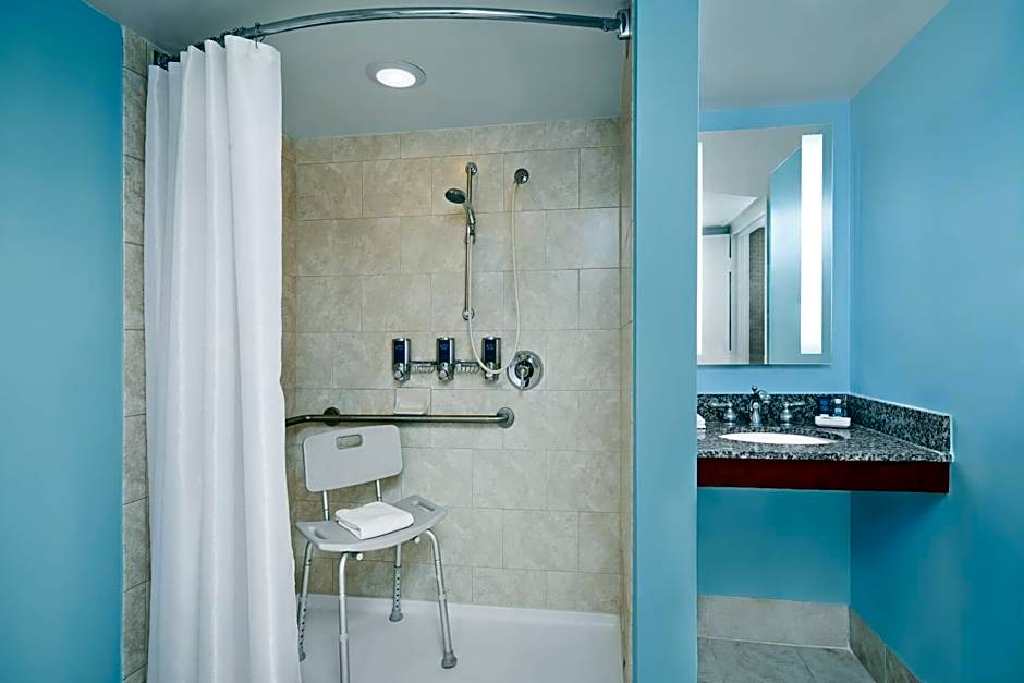 Four Points By Sheraton Richmond Airport