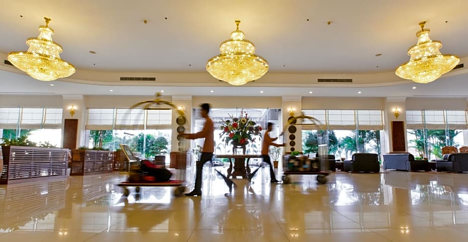 Champasak Grand Hotel