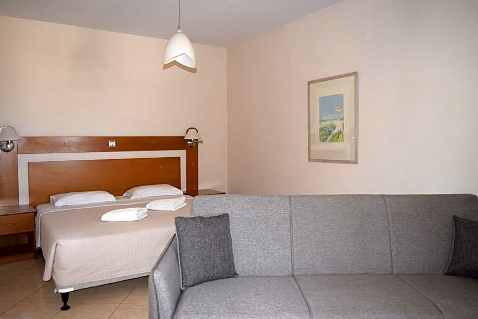 Anna Hotel Apartments