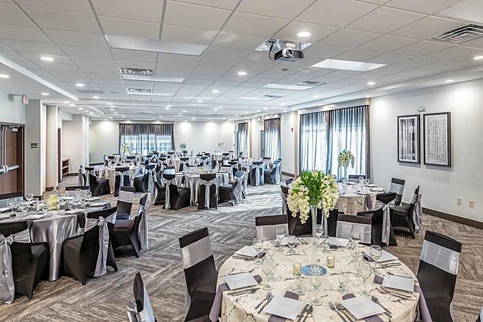 Hyatt Place Hampton Convention Center