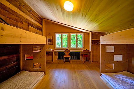 Quadruple Room with Shared Bathroom