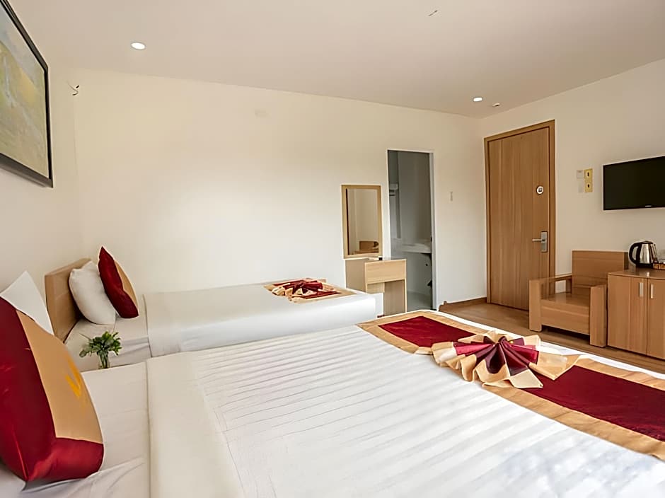 Prague Nha Trang Hotel