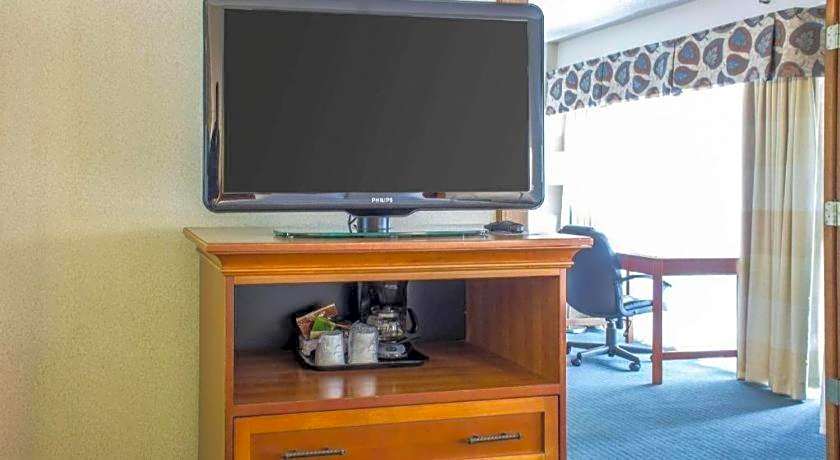 Lifestyle Inn Cedar Falls
