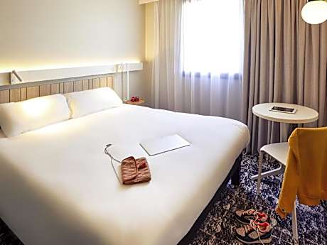 Standard One Double Bed