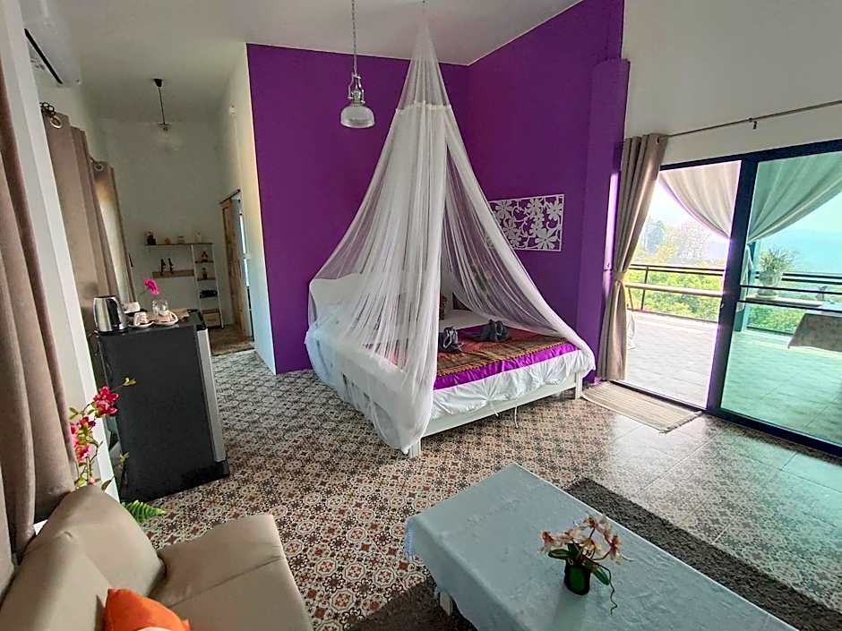 บ้านภูคำฟ้า ดอยปู่ไข่ Baan Phu Kham Fah