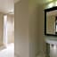 Renaissance by Marriott Austin Hotel