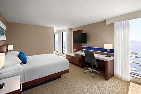 Sleeping Giant View, Guest room, 1 King, Sleeping Giant view, Waterfront