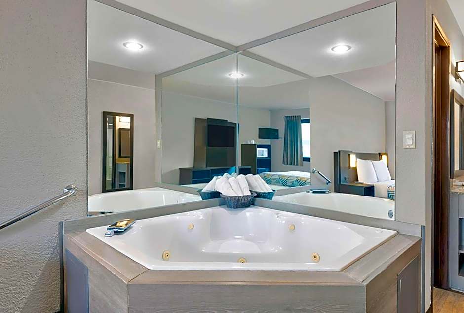 Motel 6 Cedar Rapids Airport