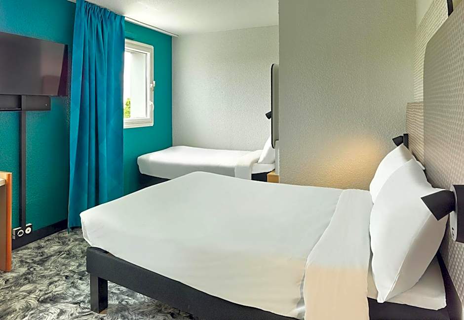 B&B HOTEL Paris Versailles